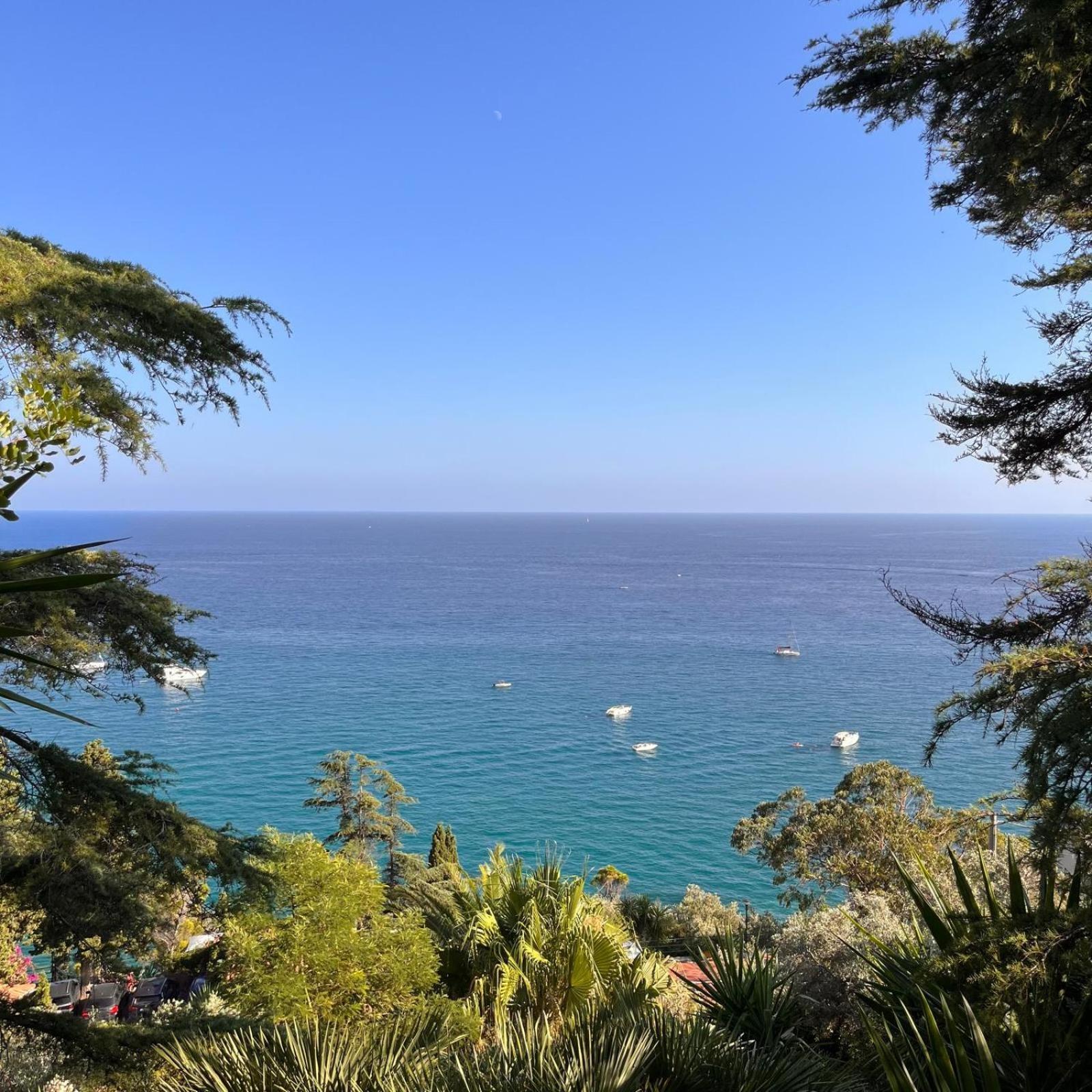 Lo Scoglio Apartment Varigotti Bagian luar foto