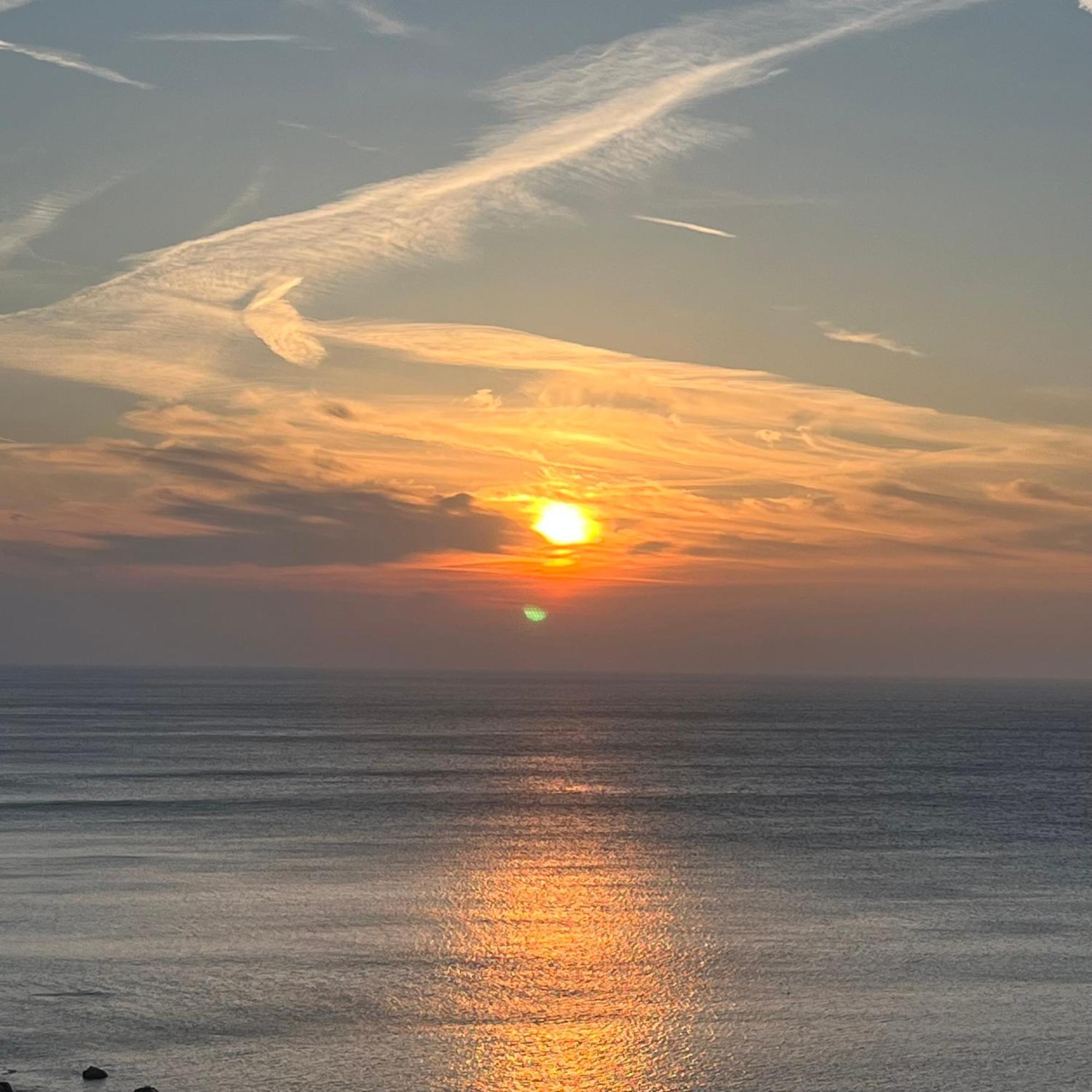Lo Scoglio Apartment Varigotti Bagian luar foto